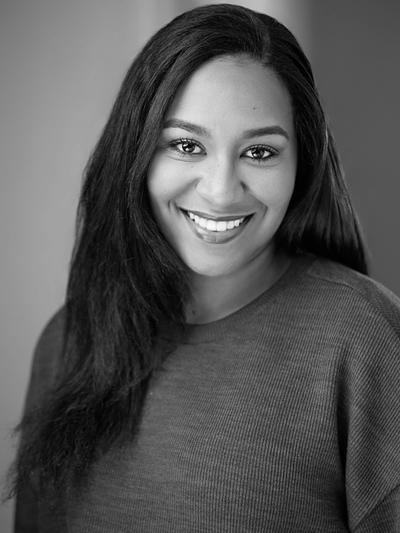 Arianna Hardaway as Barb Kowalski